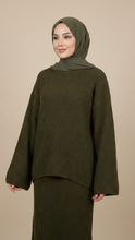 Load image into Gallery viewer, Olive knitted Set
