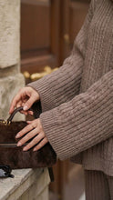 Load image into Gallery viewer, Cozy Knitted set Taupe
